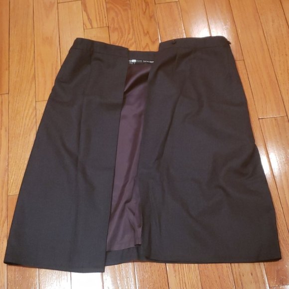 Harve Benard 100% wool wrap pencil skirt size 10 NWOT